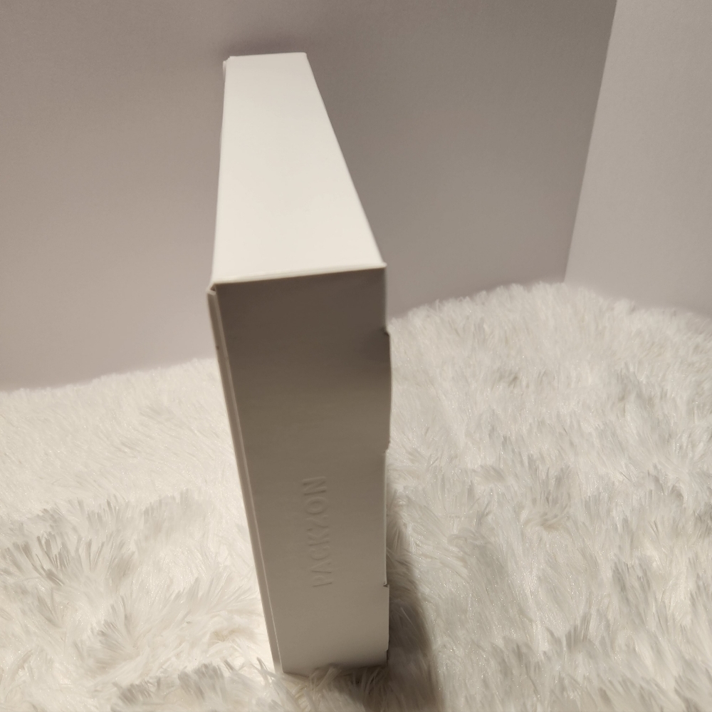 Label - Picture 3 of 3